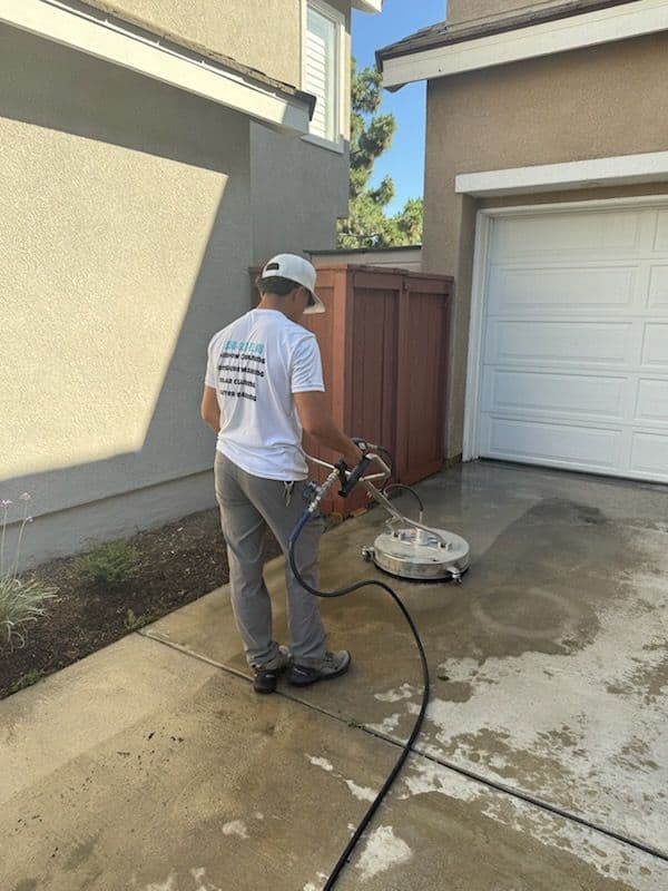 Gallery photos for Transform Your Irvine Home with Professional Cleaning: Image #2