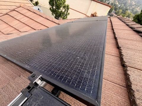 Sparkling Solar Panels Enhance Energy Efficiency image